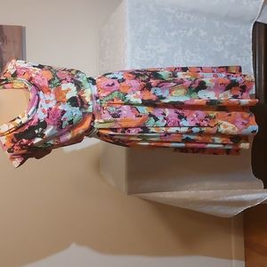 DRESSBARN floral, sleeveless dress. Draped neck. Pre-owned, very gently used.